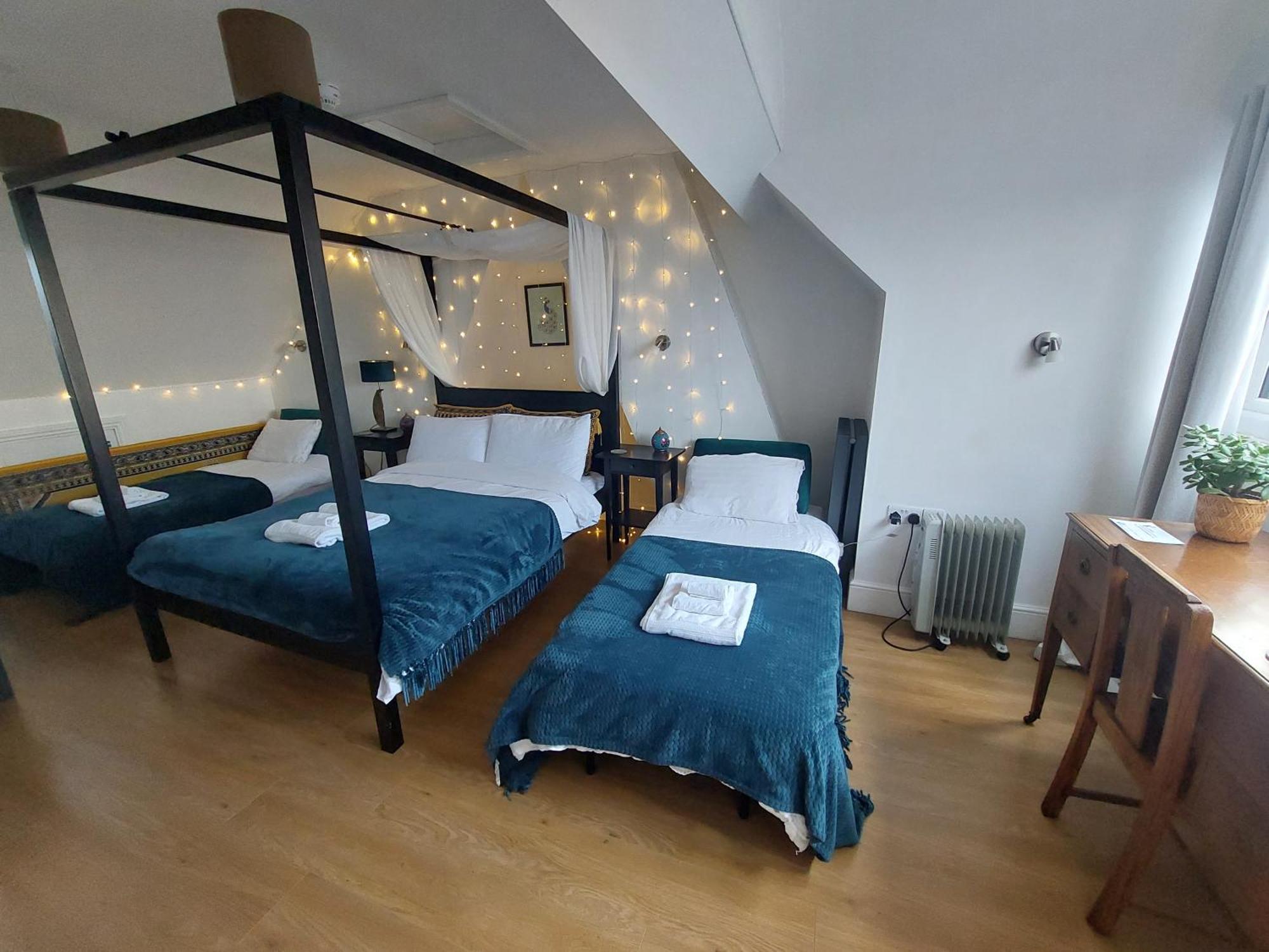 Bed and Breakfast Pilgrims Of The Goddess Glastonbury Camera foto