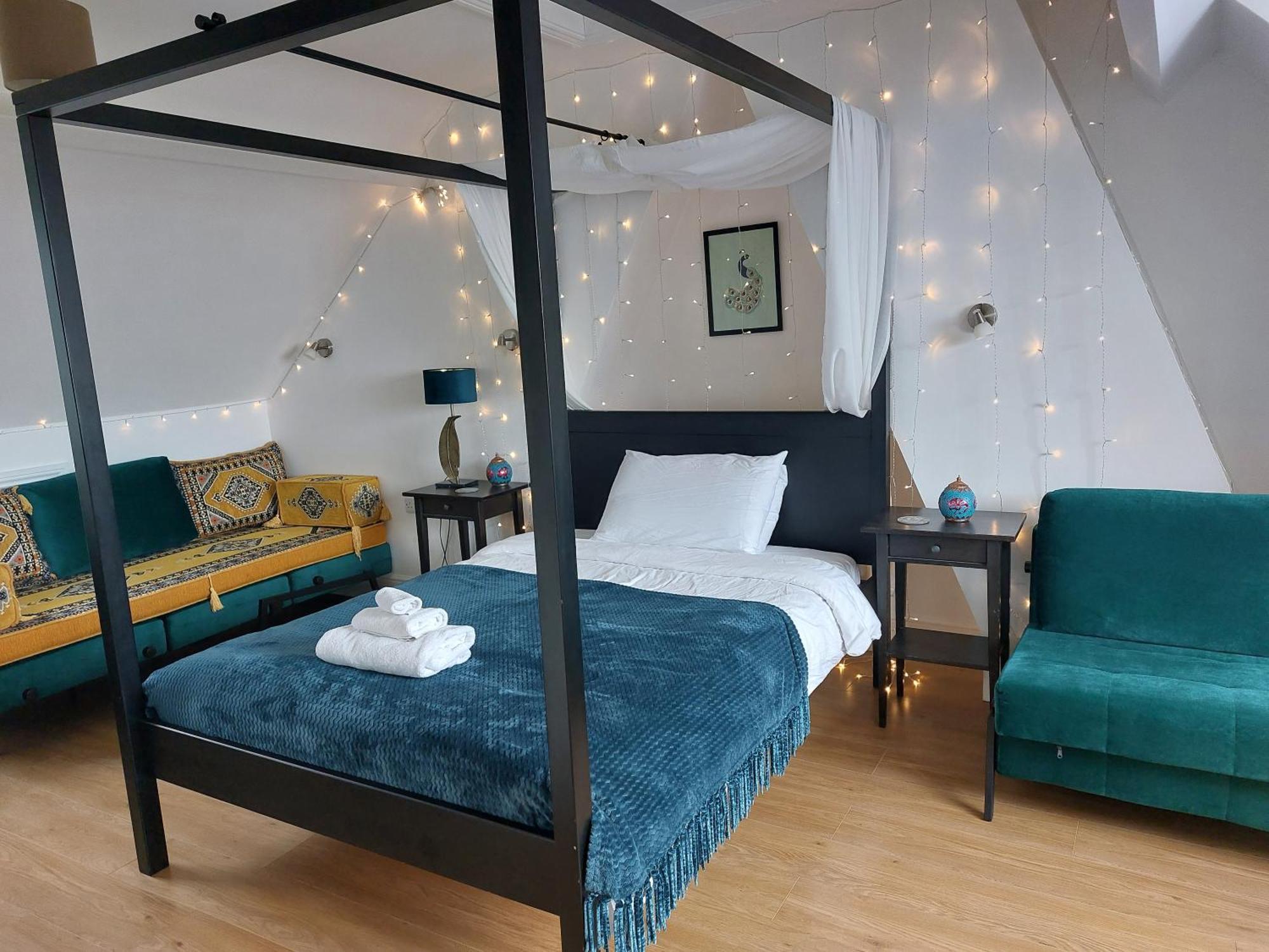 Bed and Breakfast Pilgrims Of The Goddess Glastonbury Esterno foto